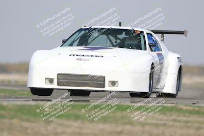 media/Oct-25-2025-CalClub SCCA (Sat) [[34c778dfbe]]/Group 3/Qualifying/